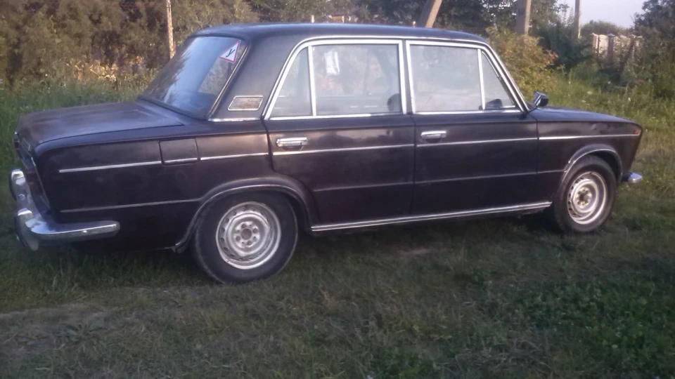 Lada 2103 ЛеГенДа 5