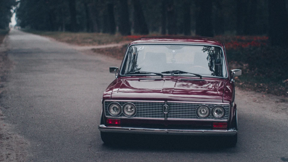 Lada 2103 Low Classic 3