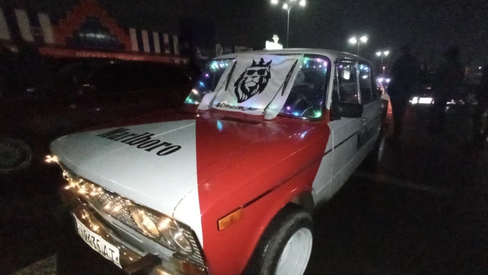 Lada 2103 Marlboro 4