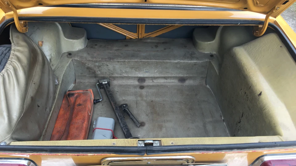 Lada 2103 машина парашютиста 2