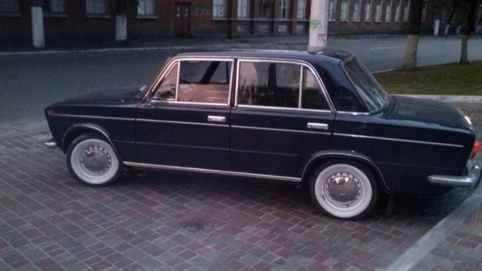 Lada 2103 Mr. President 5