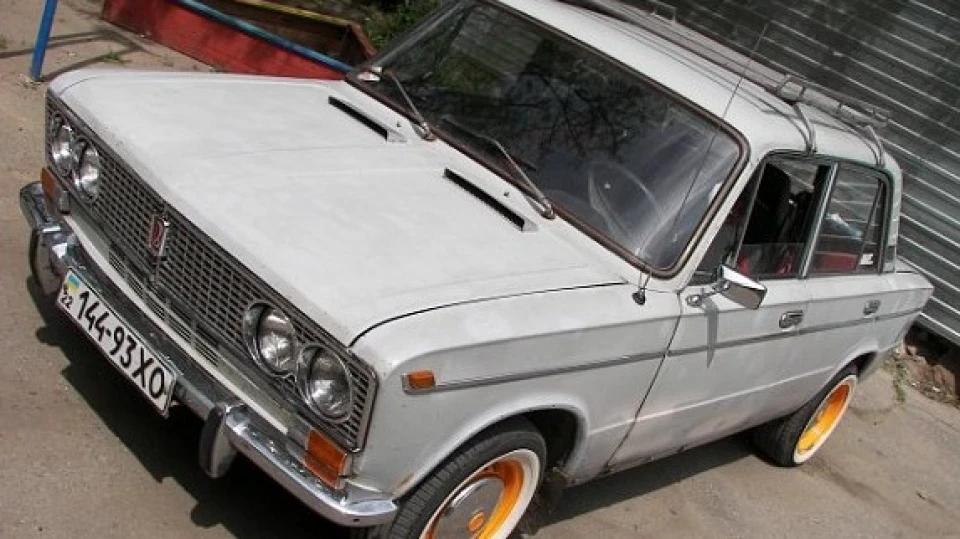 Lada 2103 не схожа на інших =) 3