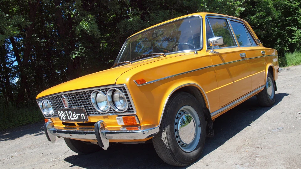 Lada 2103 Охра золотиста 4