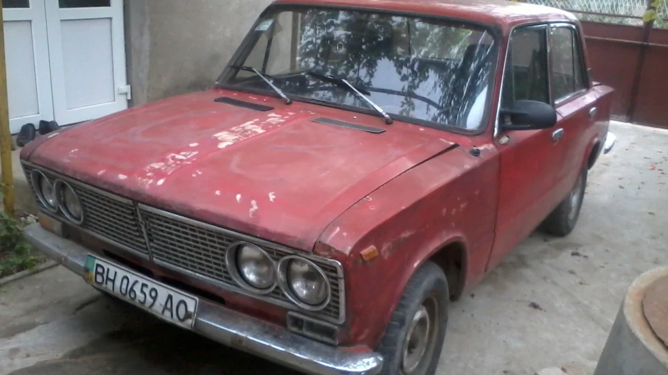 Lada 2103 під відновлення