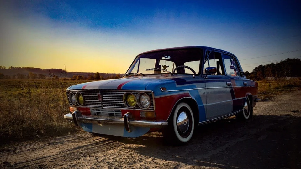 Lada 2103 "Retro Comet '73" 3