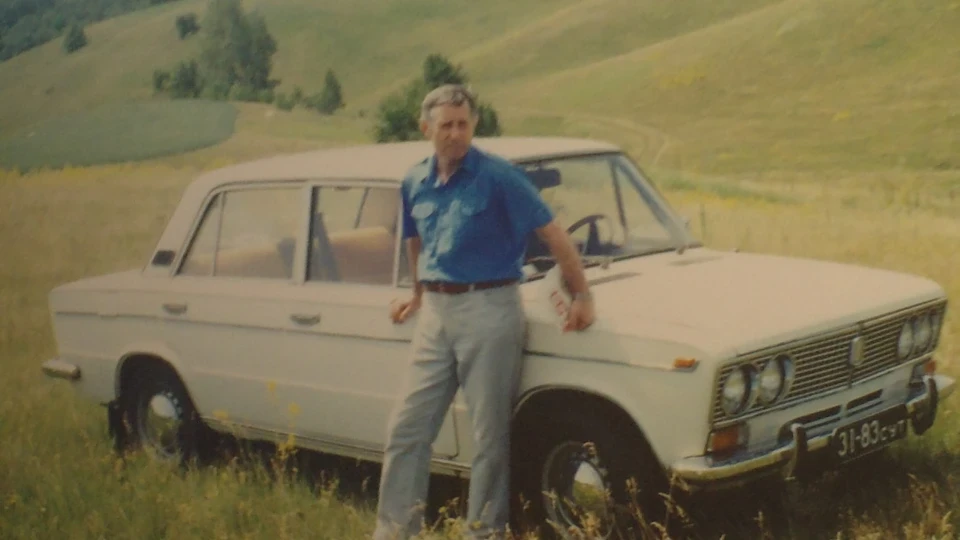 Lada 2103 сіро/біла1500 3