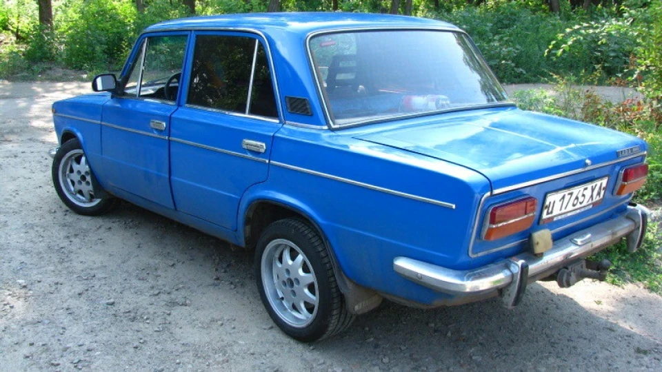 Lada 2103 Сінільга 3