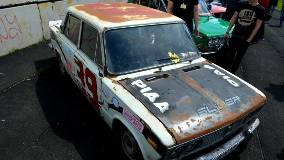 Lada 2103 Slider 3