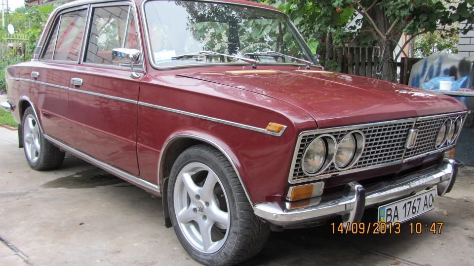 Lada 2103 Стигла вишня 4