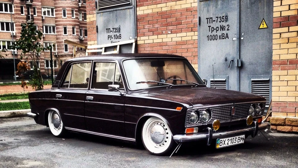 Lada 2103 Stroller 3