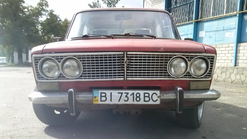 Lada 2103 TAZманський диявол