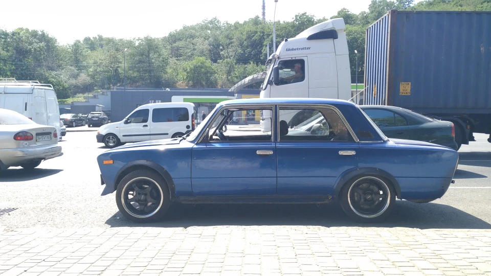 Lada 2103 Трояк сапфір 2