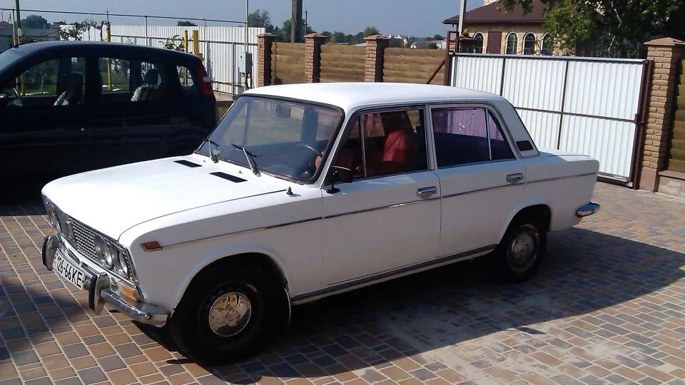 Lada 2103 ТРОХА 4
