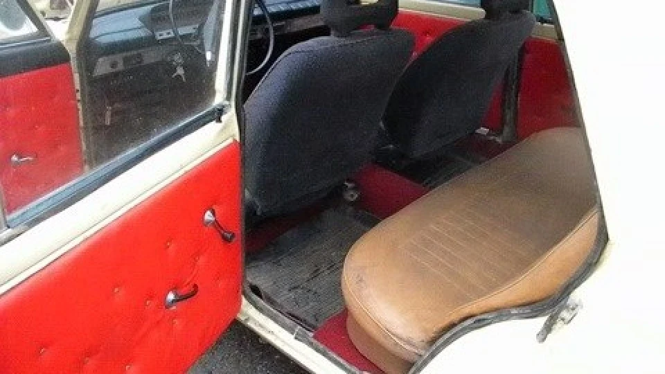 Lada 2103 труп