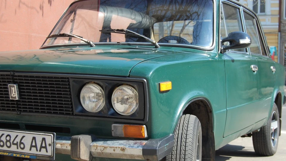 Lada 2103 навчальна )