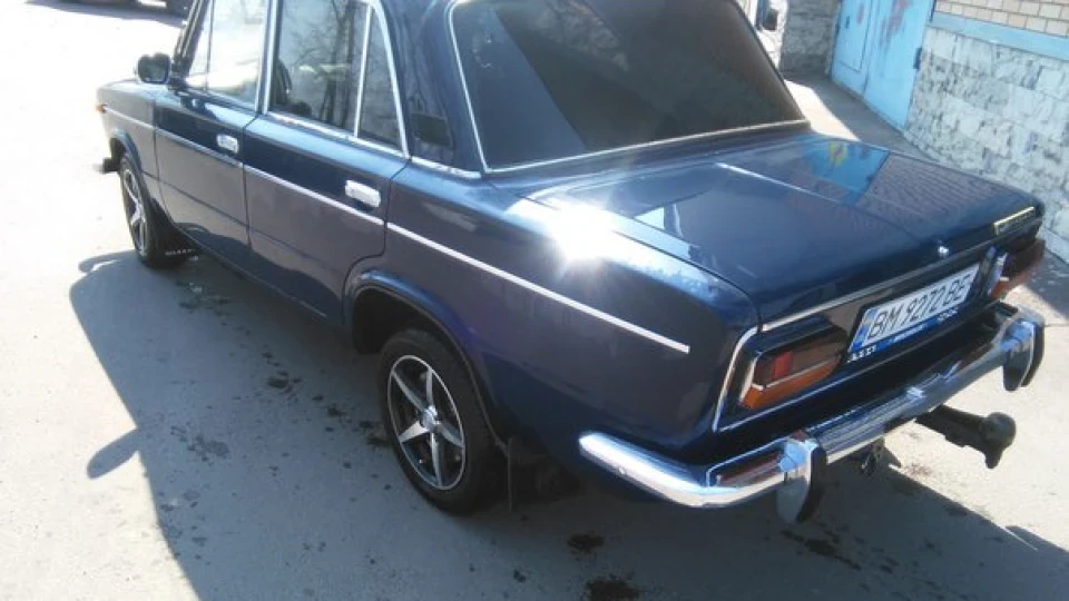Lada 2103 Вороння крило