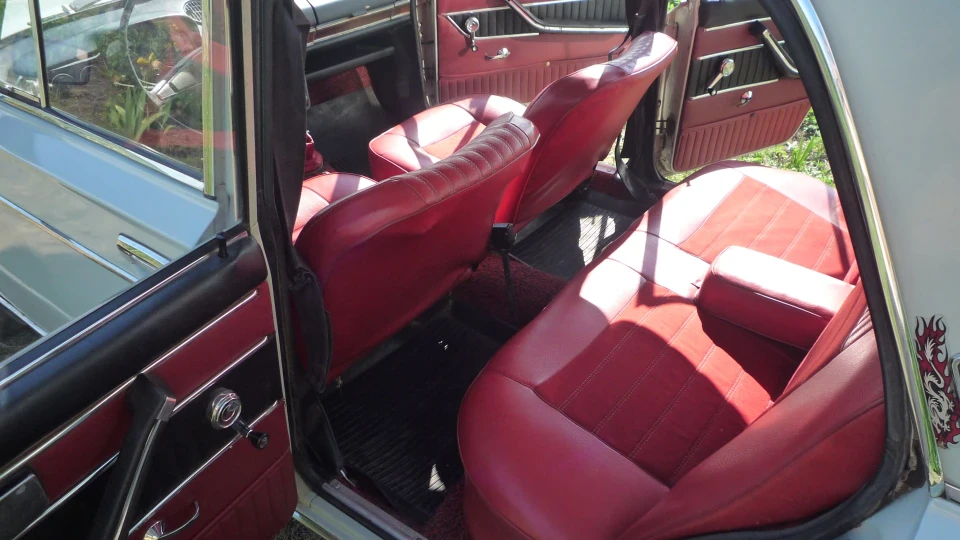 Lada 2103 Все при ній ) 5