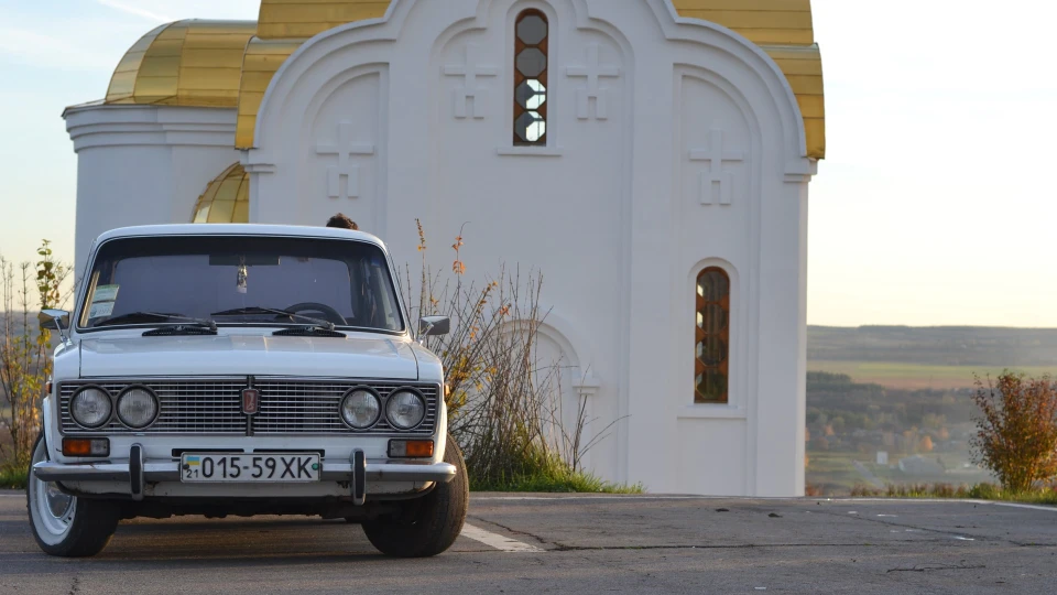 Lada 2103 _white lotus_ 5