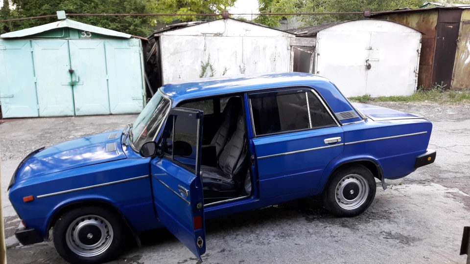 Lada 2103 зад 2106 4