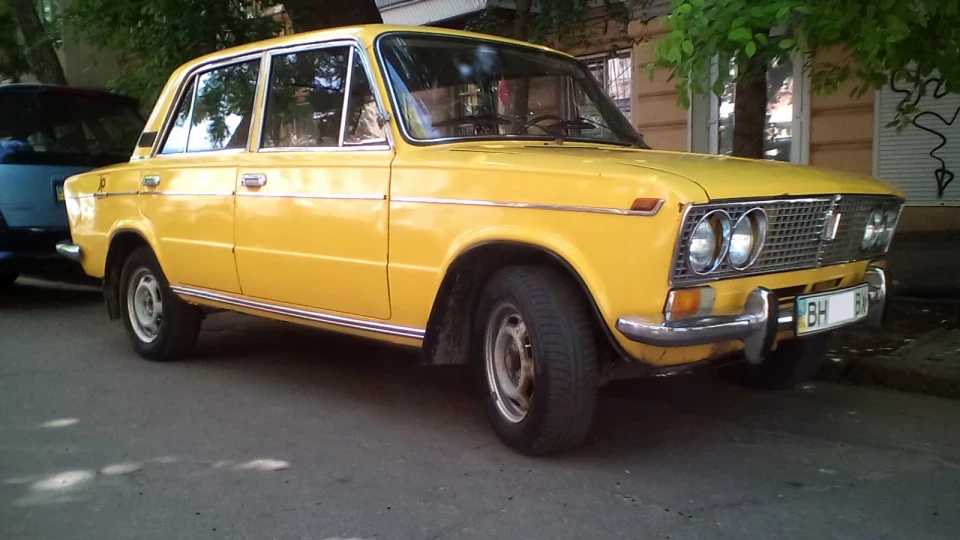 Lada 2103 Жовтезна