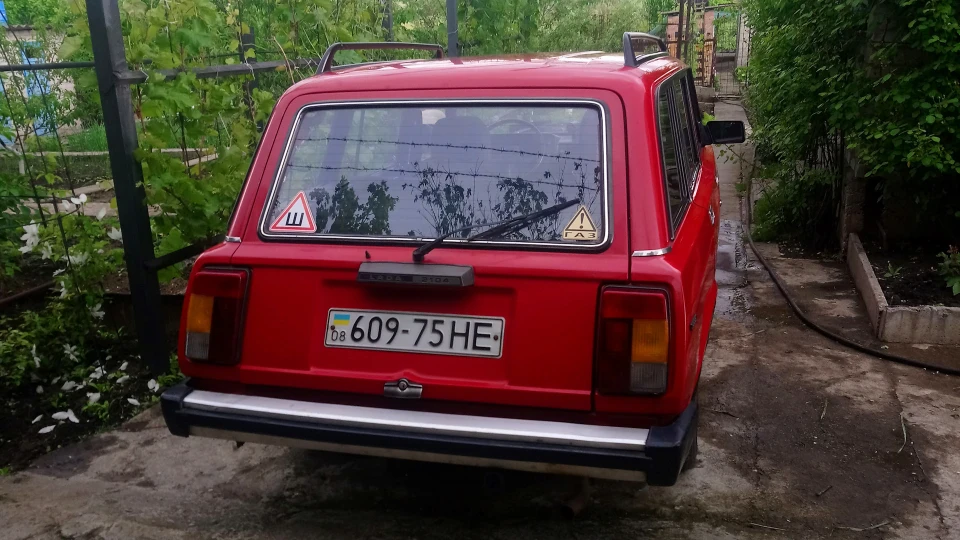 Lada 2104 3