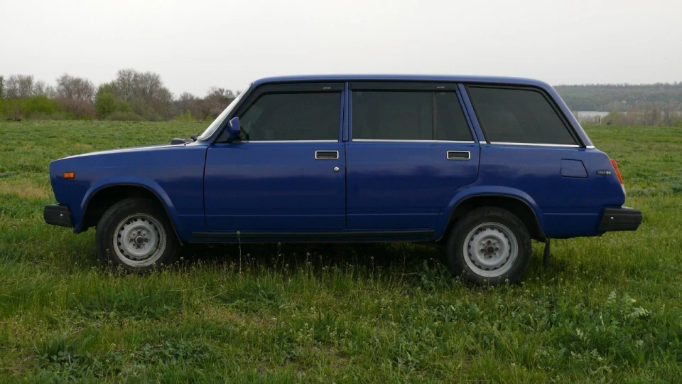 Lada 2104 2