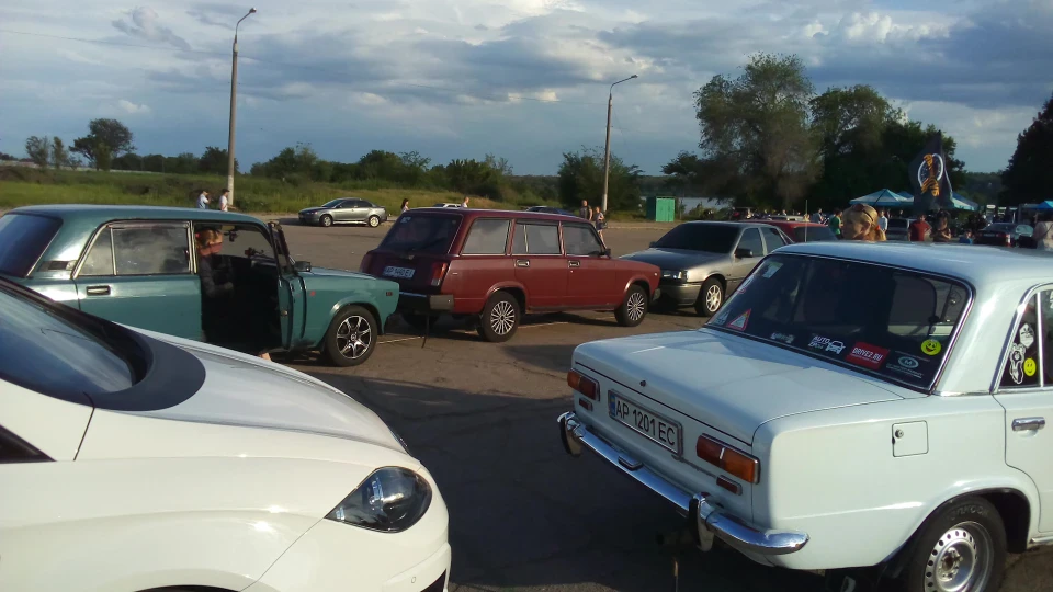 Lada 2104 3