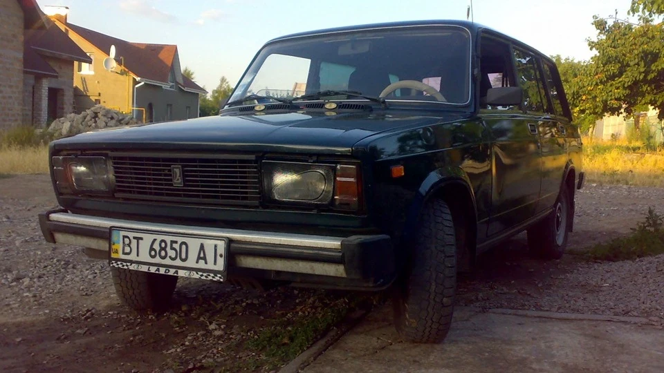 Lada 2104 4