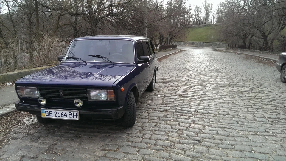 Lada 2104 2