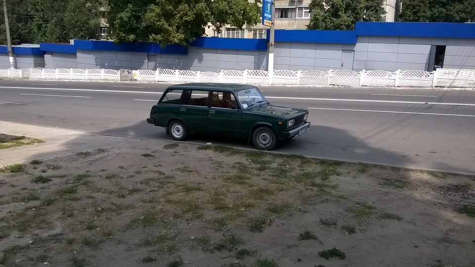Lada 2104 2