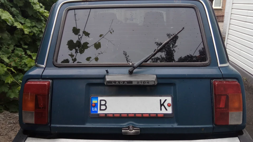 Lada 2104 2