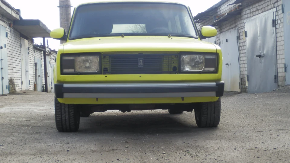 Lada 2104 4