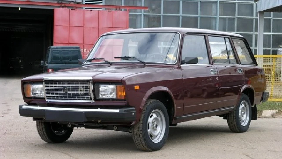 Lada 2104 2
