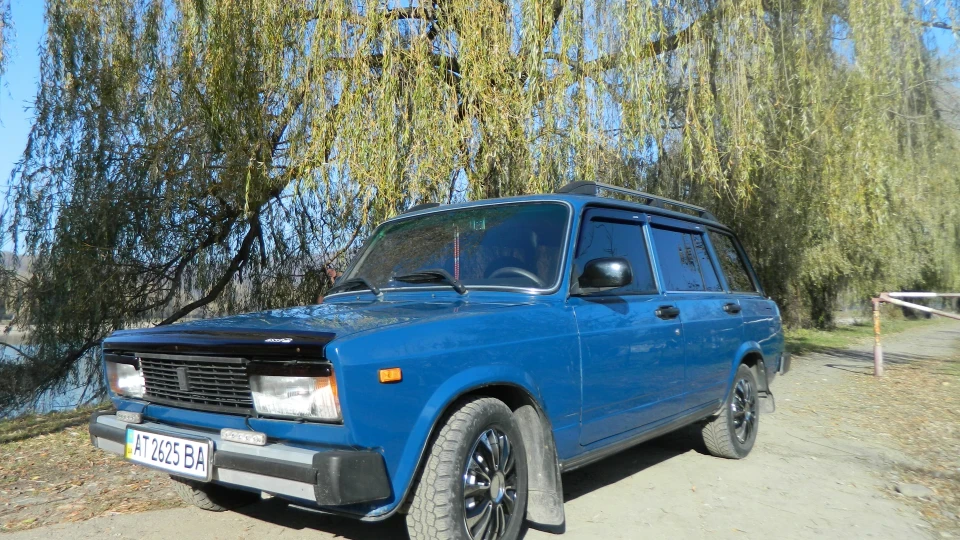 Lada 2104