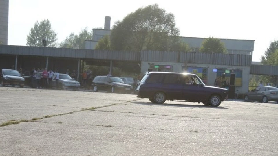 Lada 2104 2