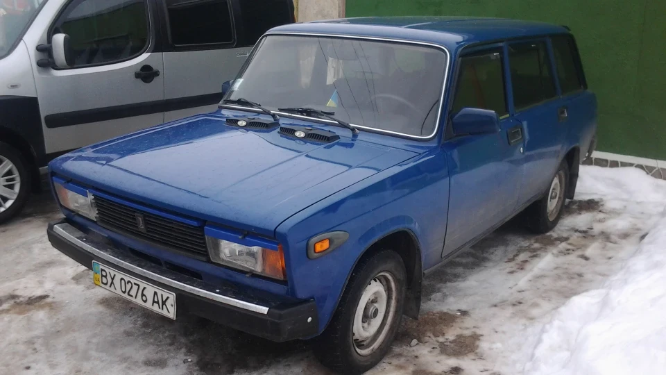 Lada 2104 2
