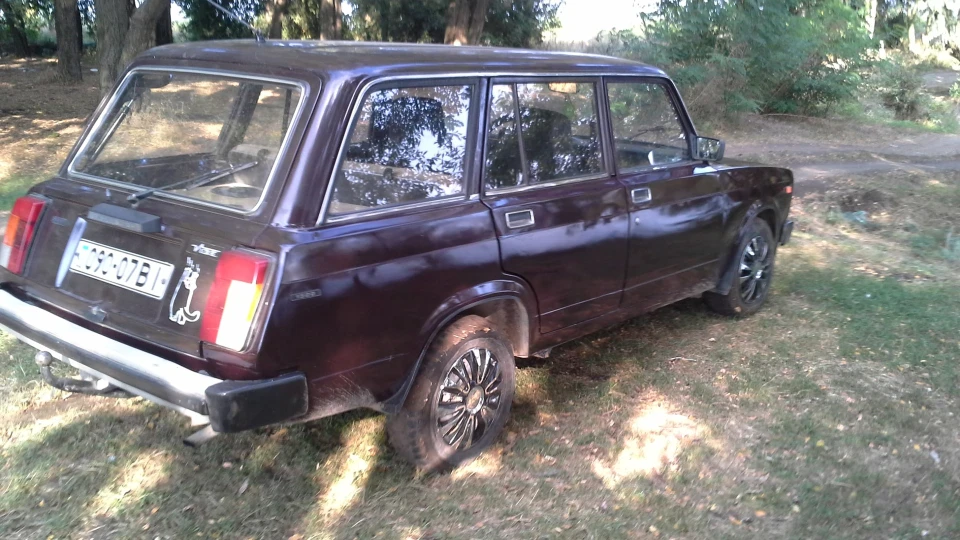 Lada 2104 2