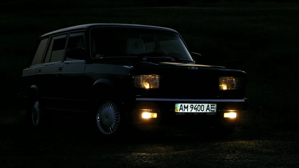 Lada 2104 2