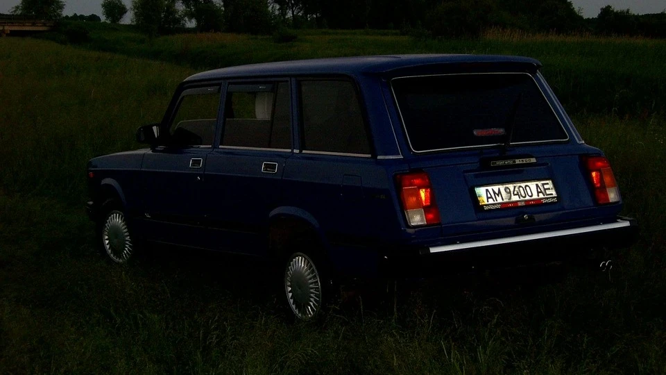 Lada 2104 5
