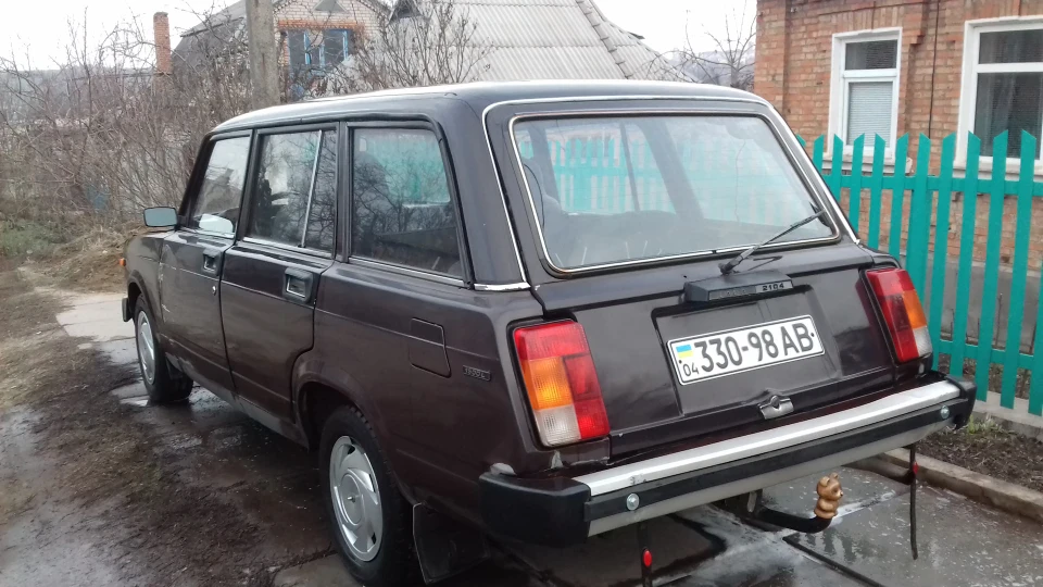 Lada 2104 4