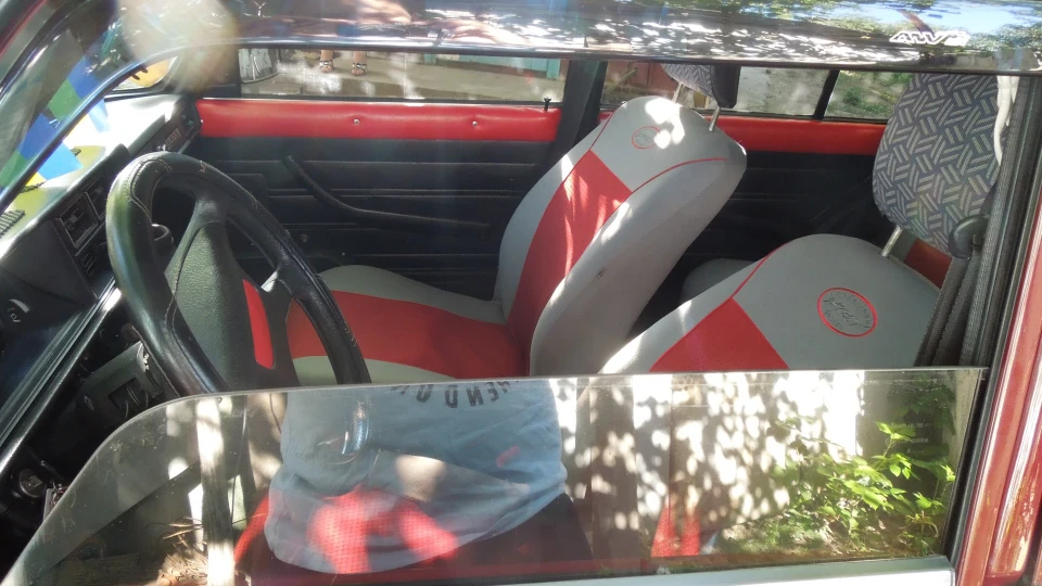 Lada 2104