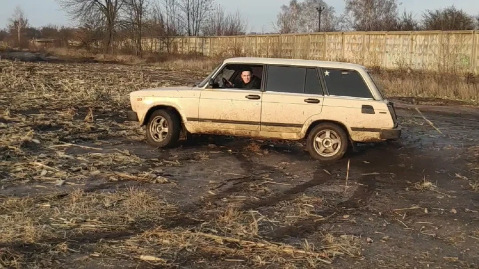 Lada 2104 2