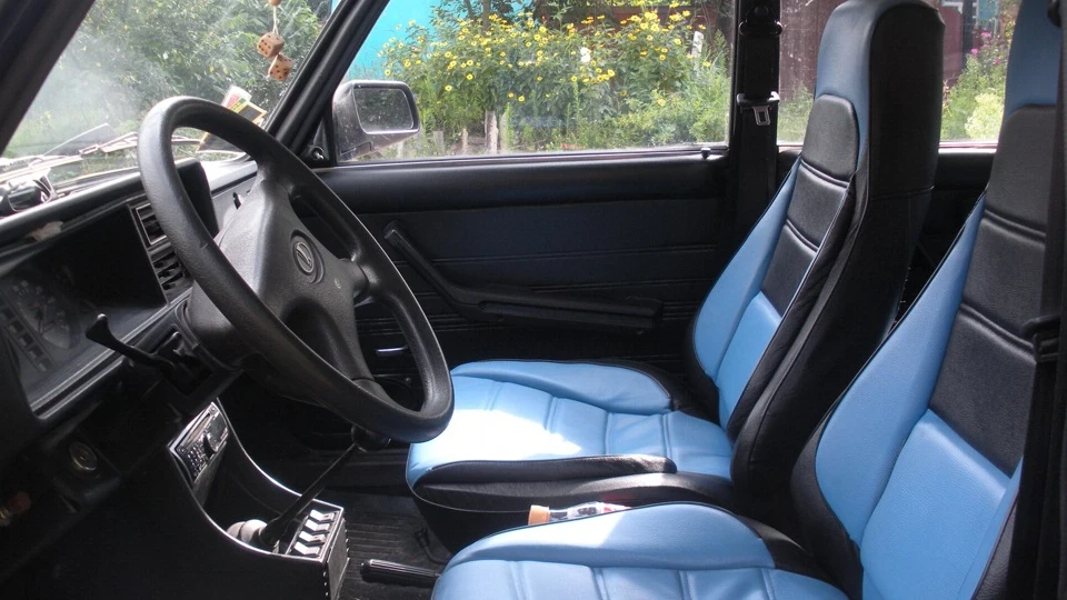 Lada 2104 3