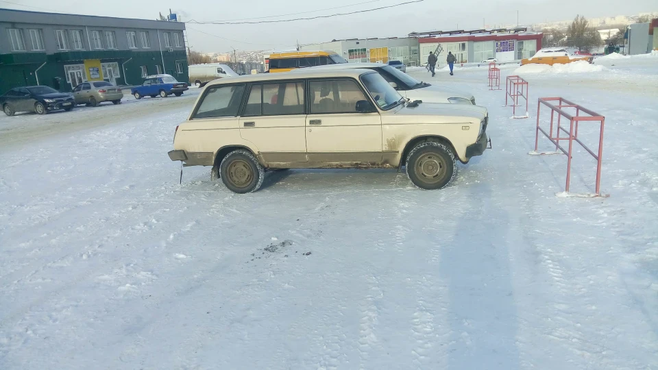 Lada 2104