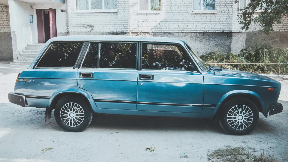 Lada 2104 2