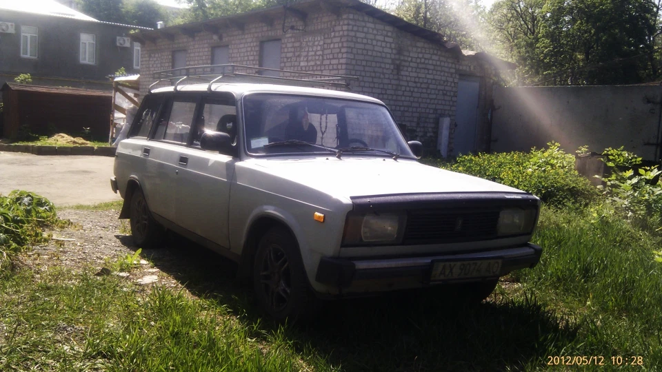 Lada 2104