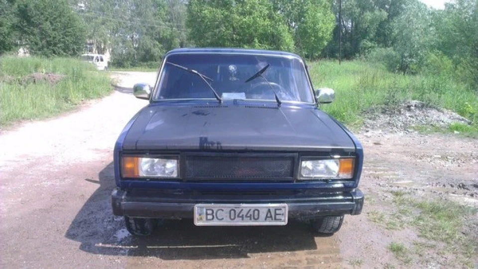 Lada 2104 4
