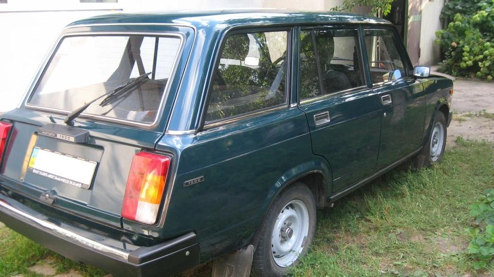 Lada 2104