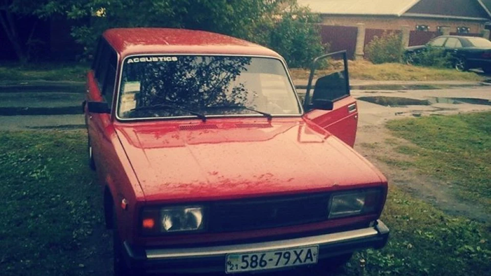 Lada 2104 2