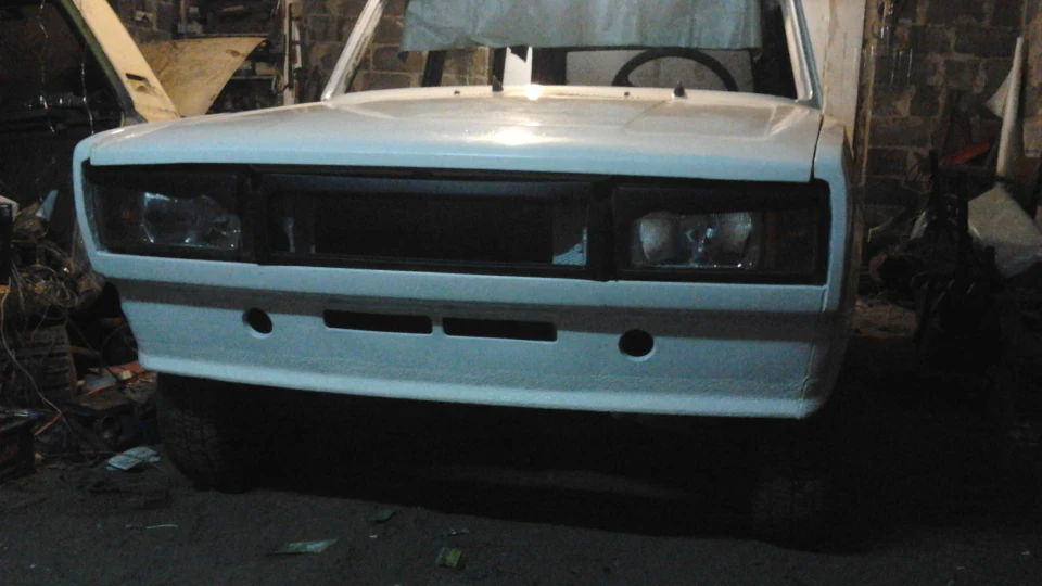 Lada 2104 2